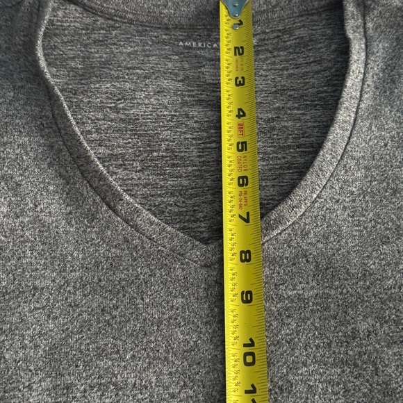 American Eagle Gray Long Sleeve Soft Knit Tee Top - Size XSmall - Picture 5 of 11